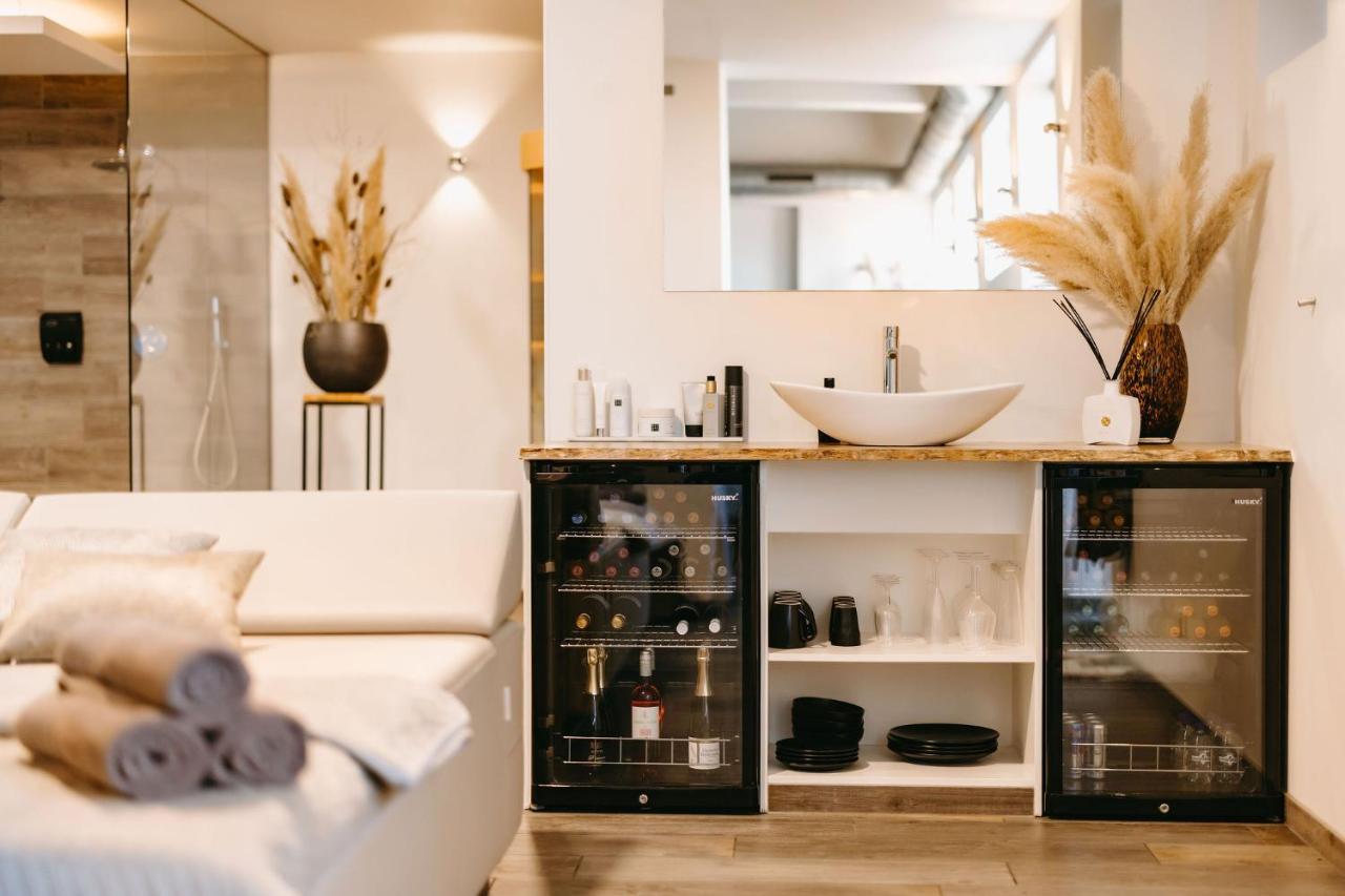 Bed&Wellness Maas en Waal Bed and Breakfast Dreumel Buitenkant foto